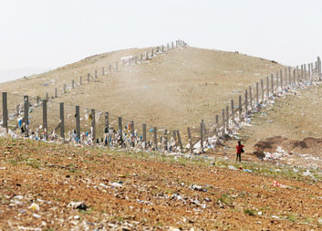 Монгол улс дахь хуванцар хог хаягдлын асуудлыг шийдэхэд КЧР байгууллага хэрхэн тусалж байна вэ?